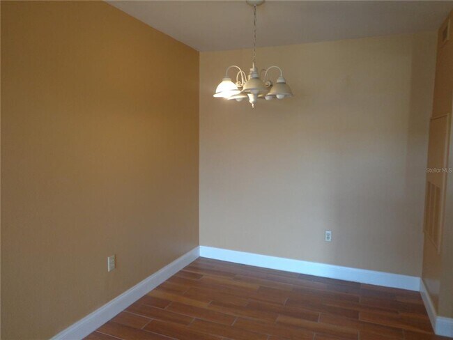 Building Photo - 3038 Parkway Blvd
