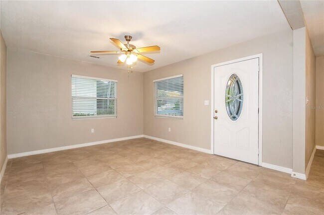 Building Photo - 525 Braddock St S