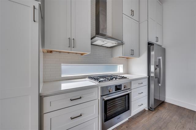 Building Photo - 2317 Moser Ave