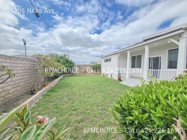 Building Photo - 16506 Haas Ave