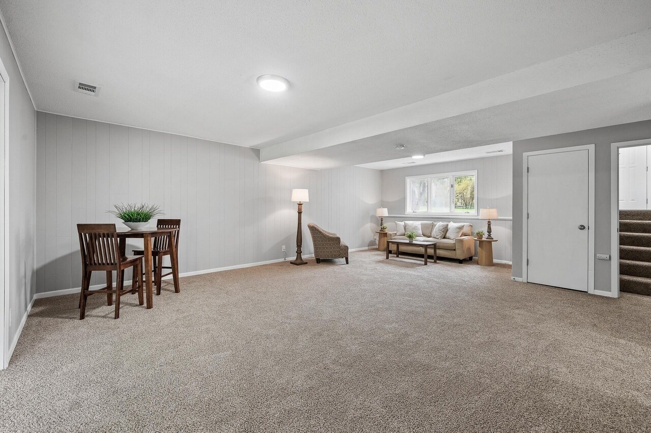 Building Photo - 5801 Covington Ter