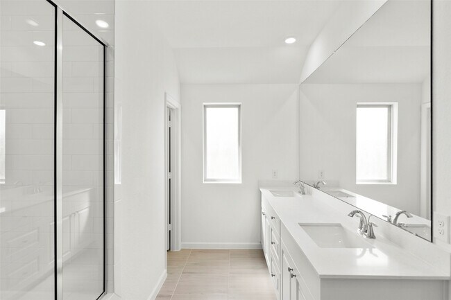 Building Photo - 30314 Tall Fescue Dr