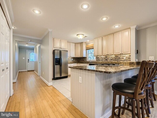 Building Photo - 107 Bayside Dr