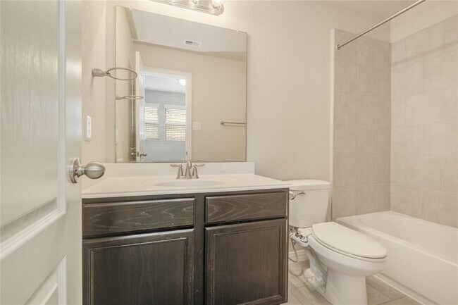 Building Photo - 7238 Thelfor Ct