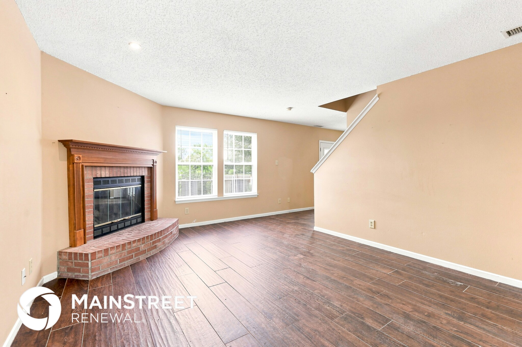 Building Photo - 43 Frostwood Ln