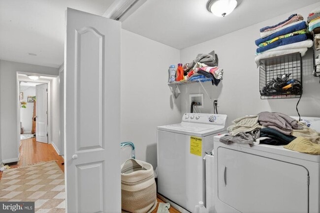 Building Photo - 1127 E Susquehanna Ave