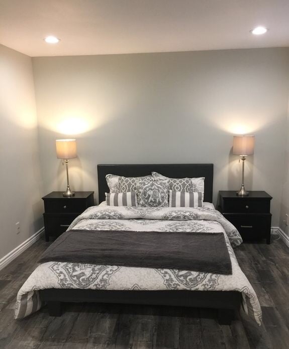 Building Photo - 1125 Pico Blvd