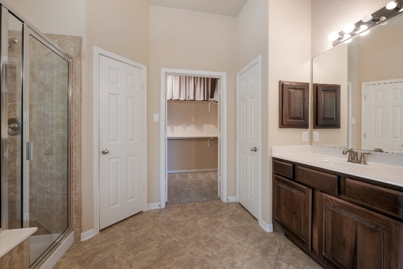 Building Photo - 3631 Valencia Peak