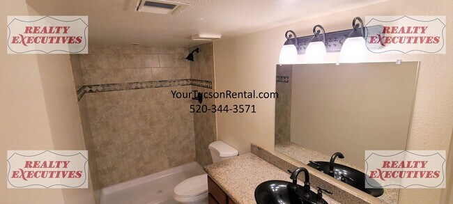 Building Photo - The Village in Midvale Park - Downstairs 1...