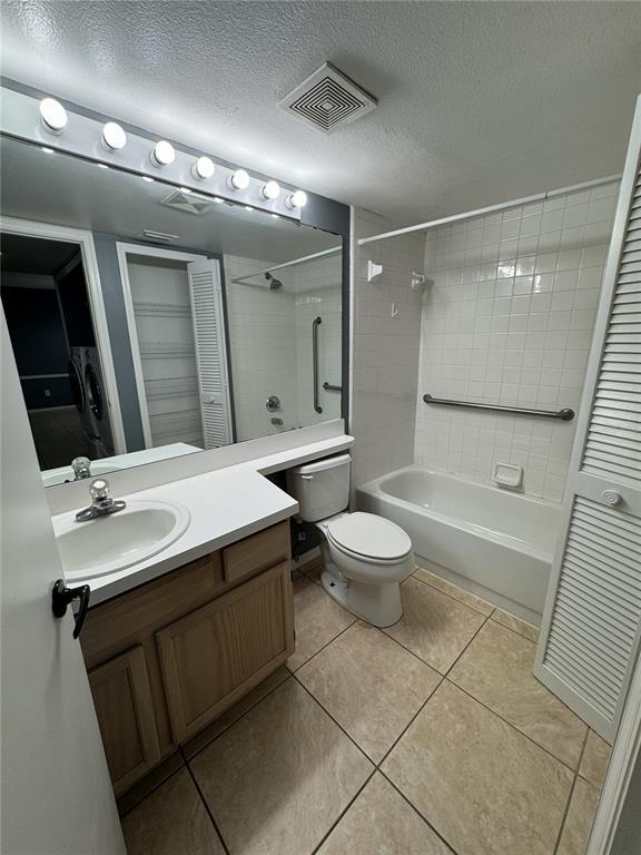 Building Photo - 13815 Timberland Dr