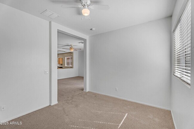 Building Photo - 4912 S Sandstone St