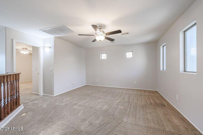 Building Photo - 16205 W Gibson Ln