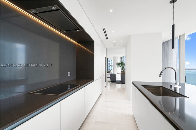 Building Photo - 300 Biscayne Blvd