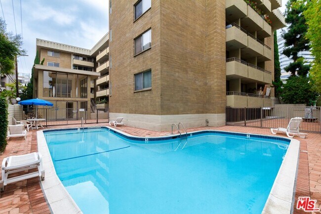 Building Photo - 1300 Midvale Ave