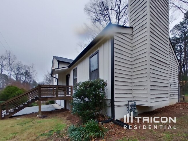 Building Photo - 278 Shalloway Dr NE