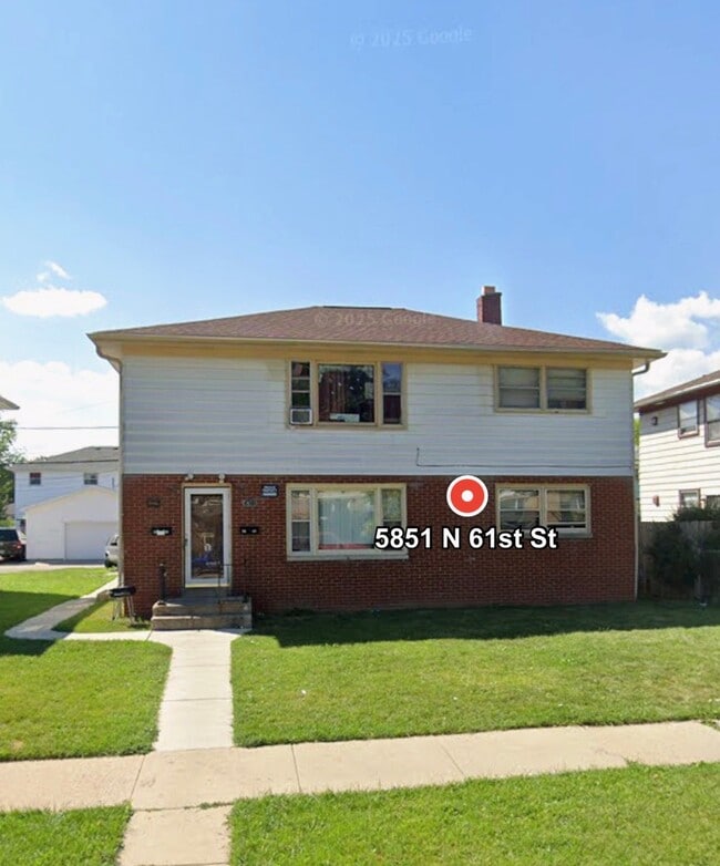 Building Photo - 5851 N 61st St