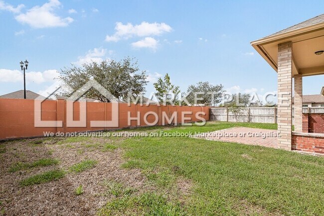Building Photo - 3531 Heritage Cir
