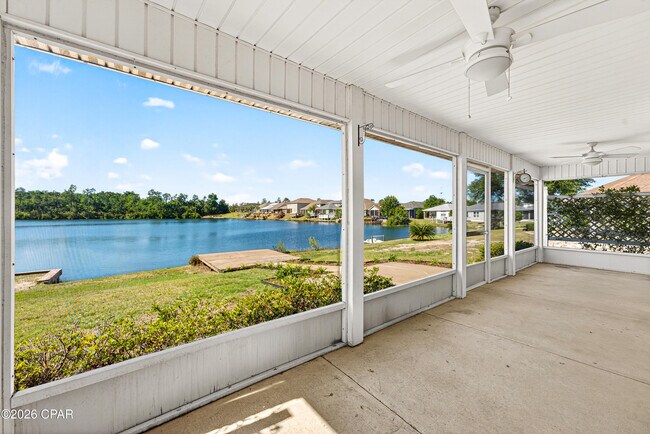 Building Photo - 114 Lakeridge Dr