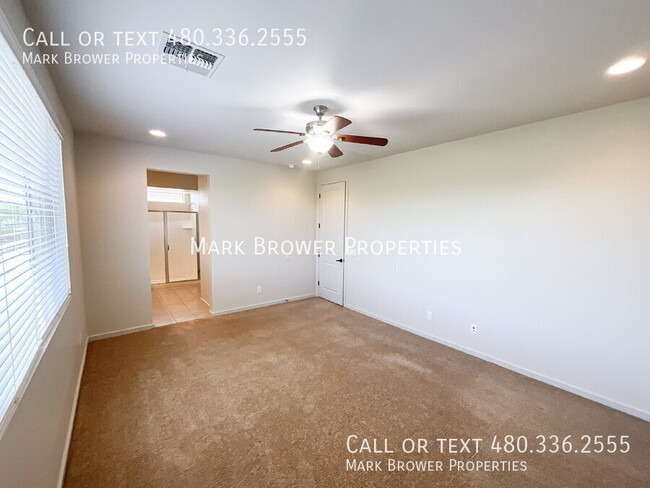 Building Photo - 2914 E Sands Dr
