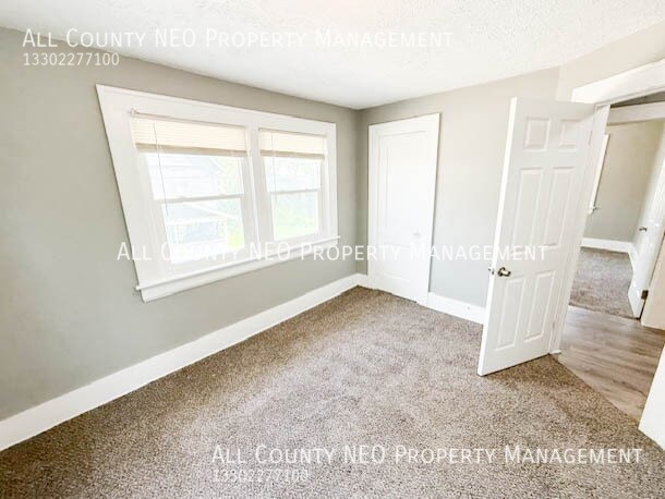 Building Photo - 73 Belvidere Way