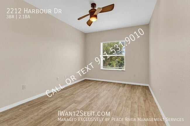Building Photo - 2212 Harbour Dr