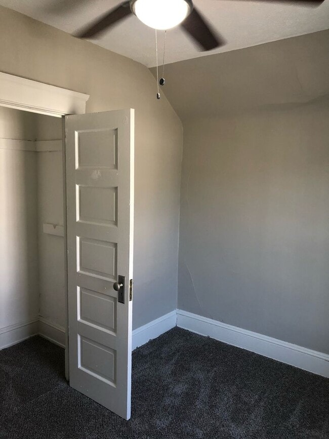 Building Photo - Brooklyn 3-Bed Single-Family - Available Now!