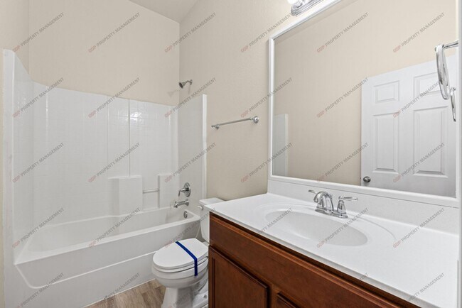 Building Photo - 7811 Redbrush