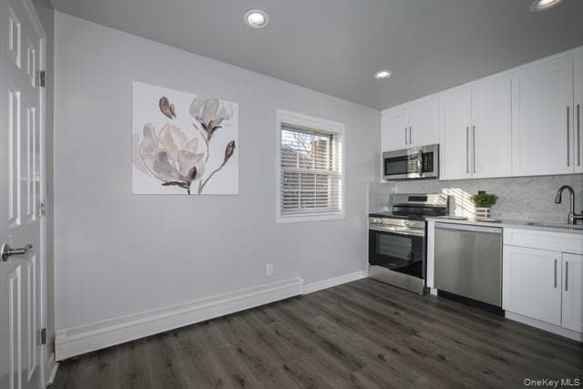 Building Photo - 70 Middleton Rd