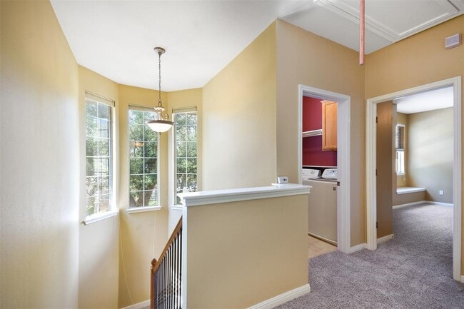 Building Photo - 8518 Cahill Dr