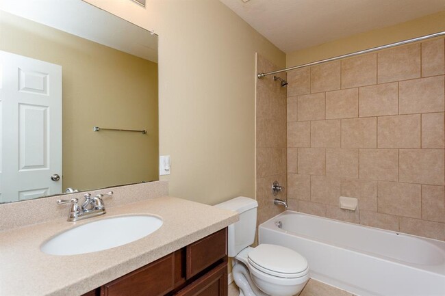 Building Photo - 4035 Merry Meadow Ct