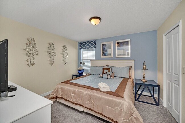 Building Photo - 1671 Moon Valley Dr