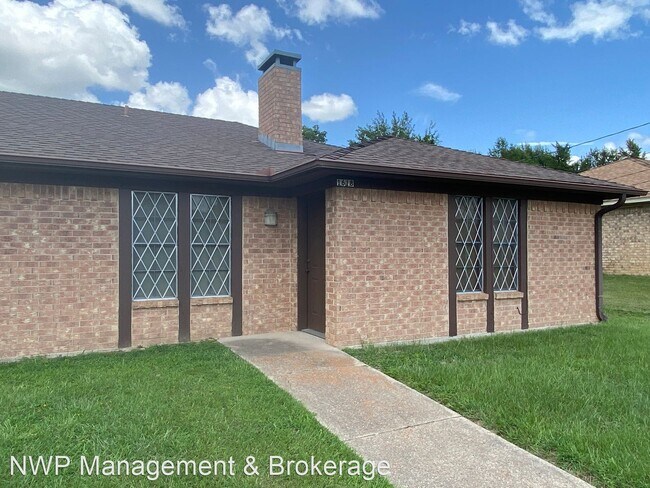 Building Photo - 2 br, 1 bath House - 1618 Susan Dr.