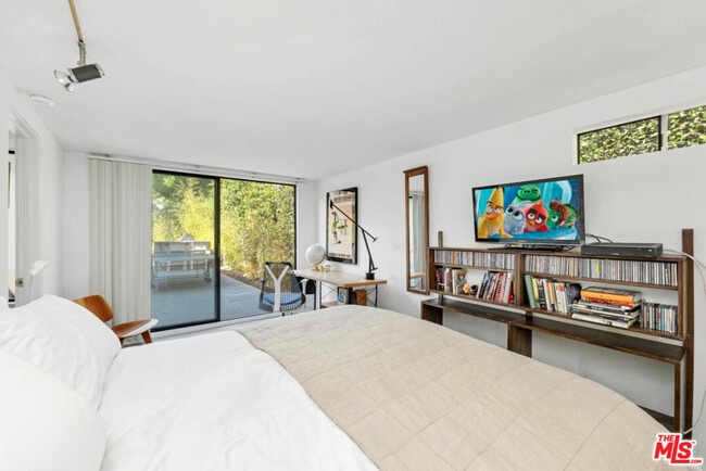 Building Photo - 30611 Las Estrellas Dr