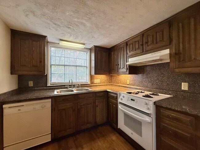 Building Photo - Delmar Dr. 2510/2512