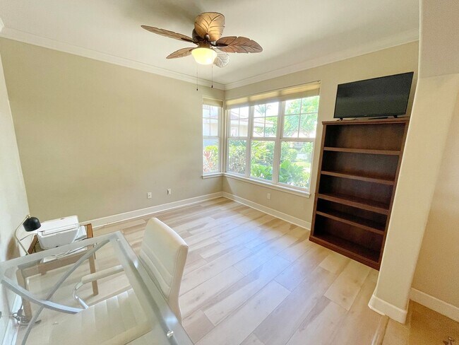 Building Photo - Luxury Island Living in Hokulani Golf Vill...