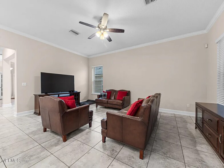 Building Photo - 15672 Tisons Blf Rd