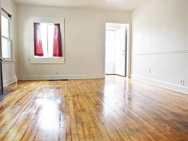 Building Photo - 1013 14th St