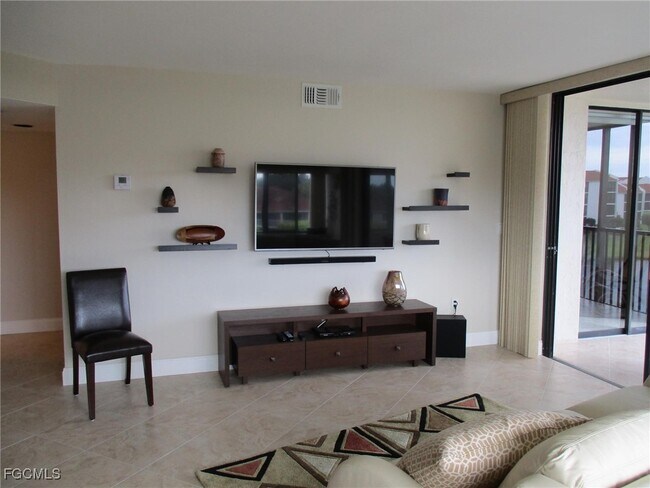 Building Photo - 4160 Steamboat Bend E