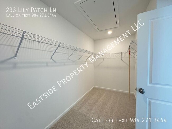 Building Photo - 233 Lily Patch Ln