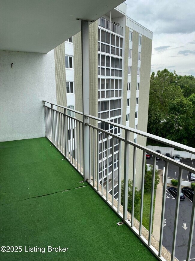 Building Photo - 5100 US-42