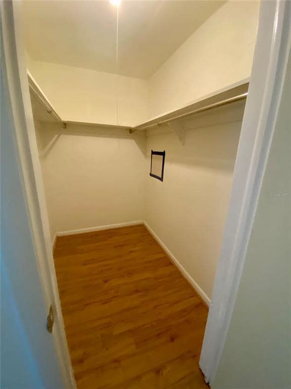 Building Photo - 2084 Ridgelane Rd