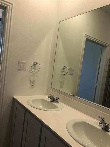 Building Photo - 1447 Mesquite Ln