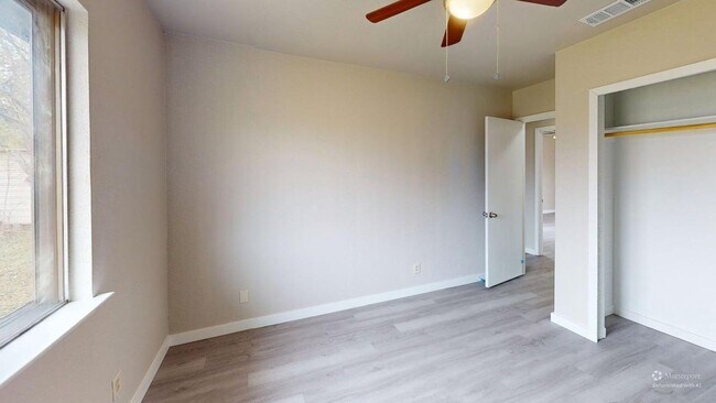 Building Photo - 2018 Shoemaker Dr