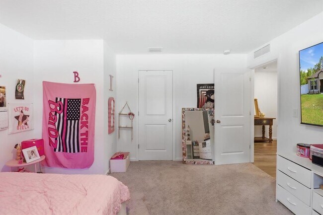 Building Photo - 8361 N Elkcam Blvd