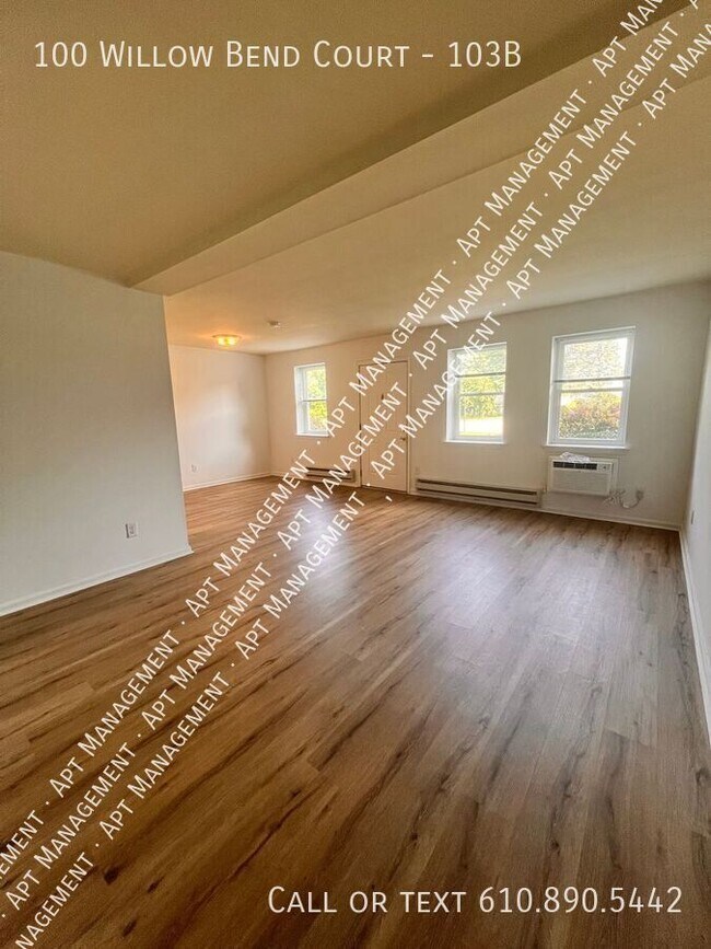 Building Photo - 100 Willow Bnd Ct