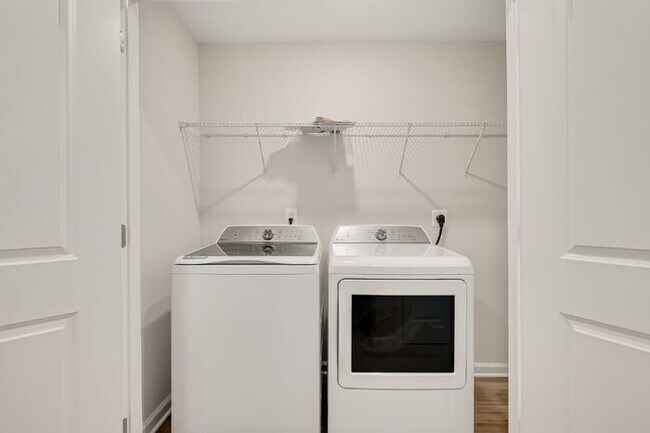 Building Photo - For Rent – Brand-New 3-Story Townhome in Harpers Mill