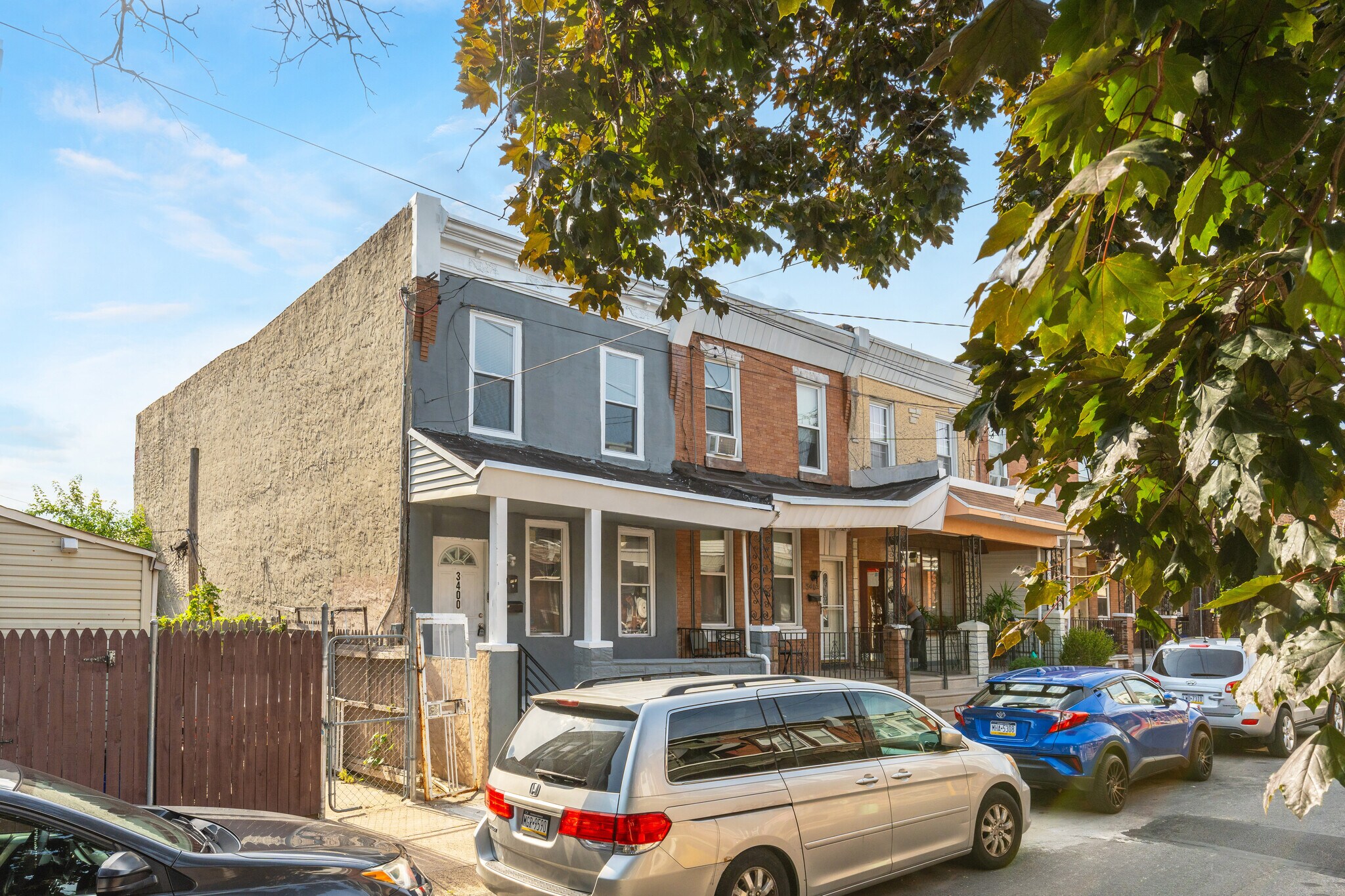 Building Photo - 3400 Reach St