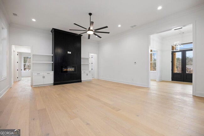 Building Photo - 1261 Glen Eagle Dr