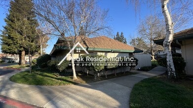 Building Photo - Very Nice Greenhaven 2bd/1ba Condo in Gated Community - Must See