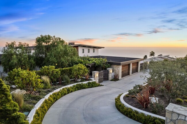 Building Photo - 45 Oceanaire Dr